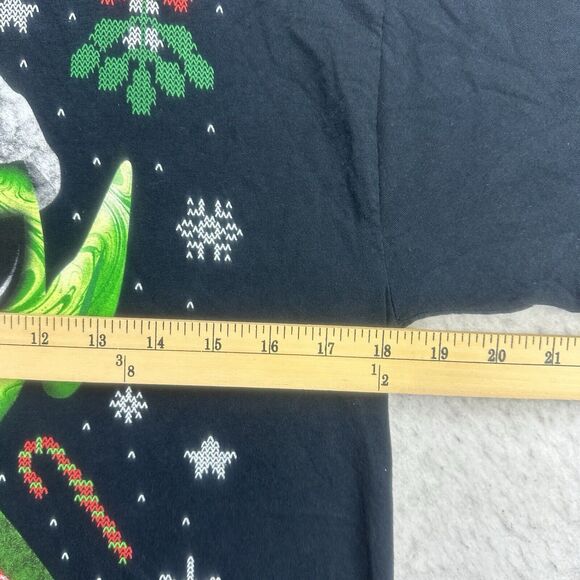 Alien Christmas Shirt Mens Medium M Black Believe Short Sleeve Holiday Cotton - Picture 6 of 9